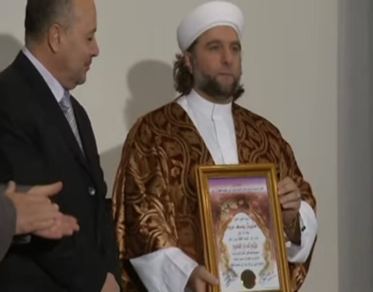 تكريم سماحة علامة الديار الشامية الشيخ د.هانيبال يوسف حرب